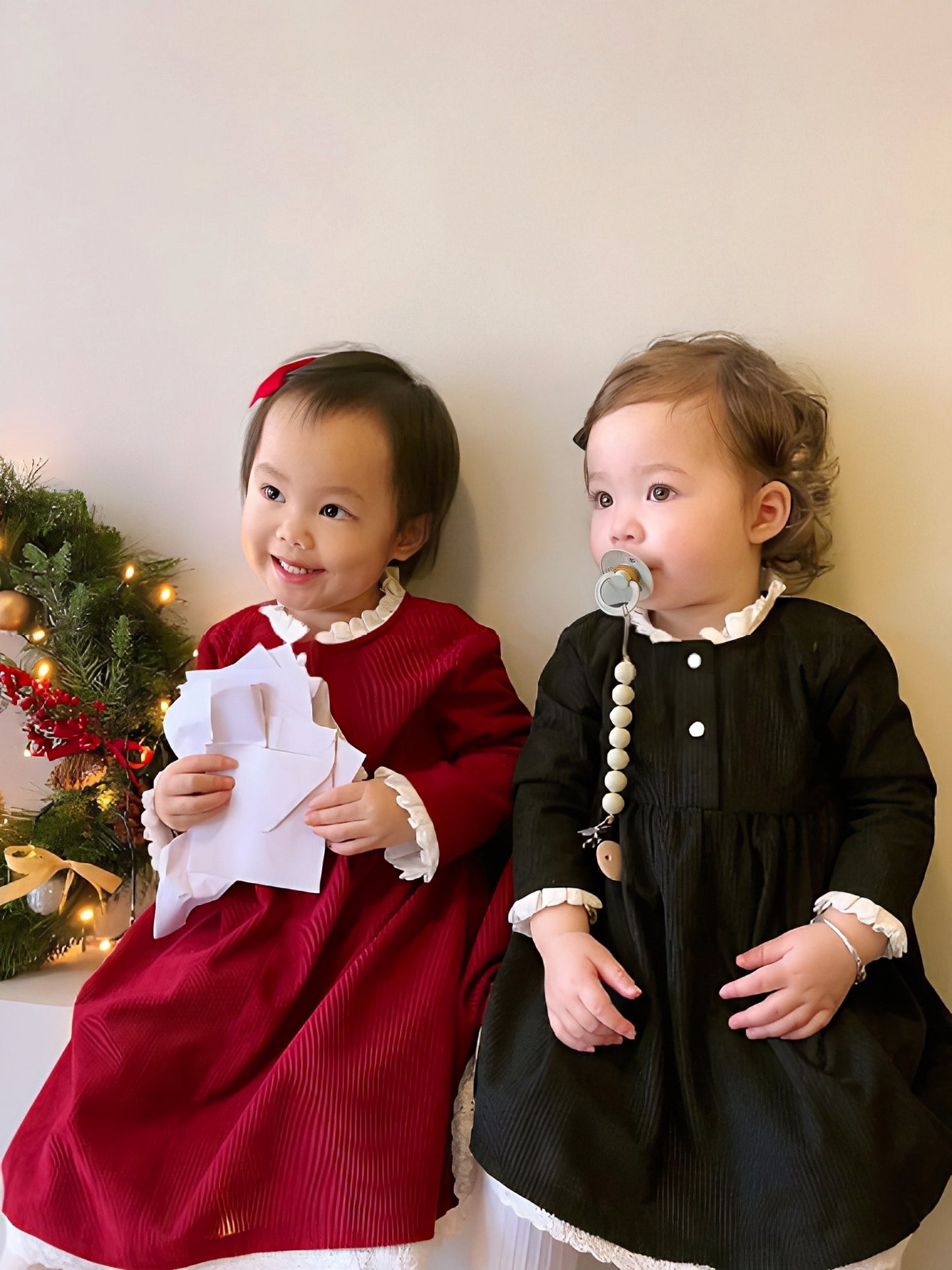 Corduroy dress with lace collar black