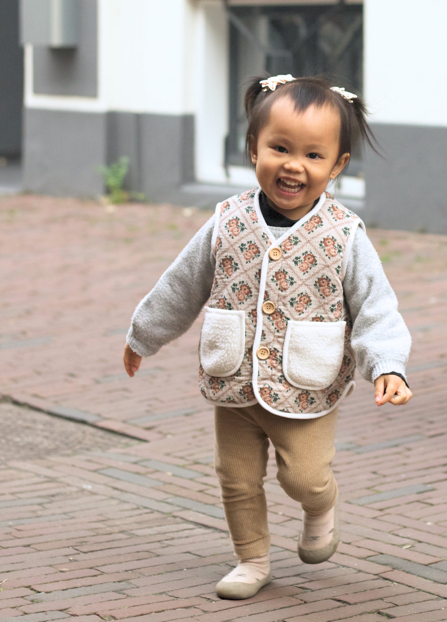 Handmade Roseate Girl Gilet Brown