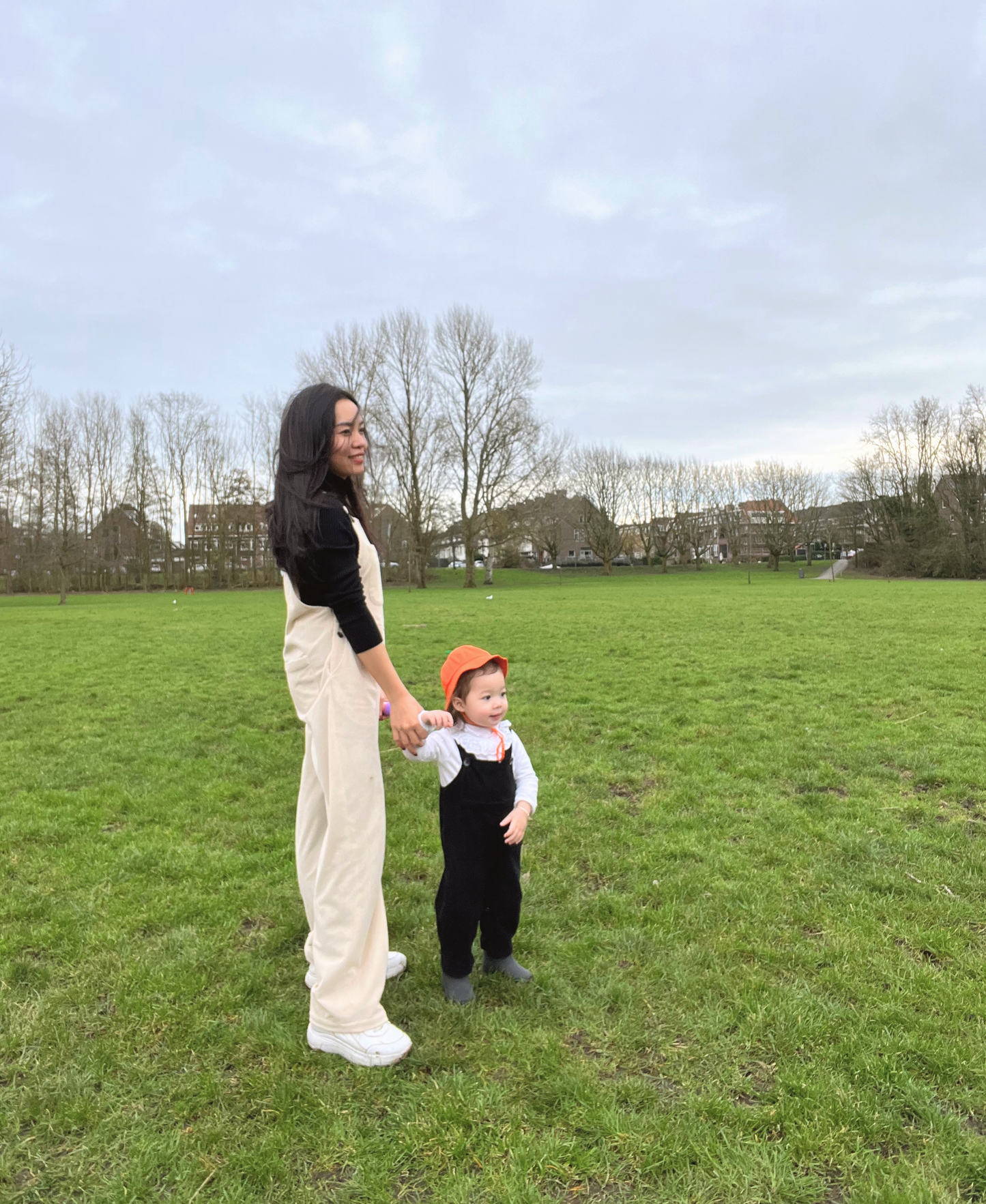 Petite mama corduroy dungaree beige