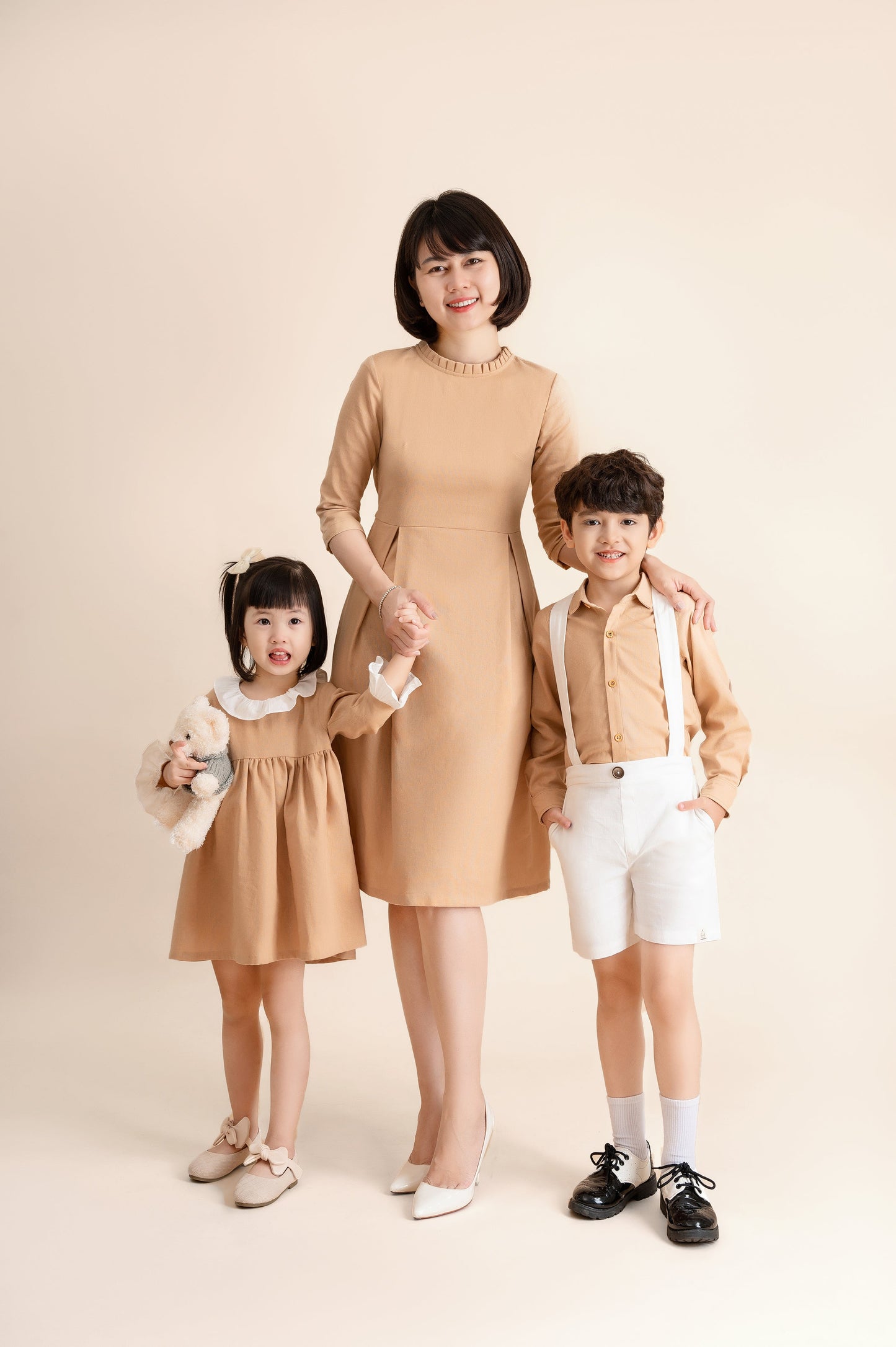 Sơ mi đáp khuỷu tay