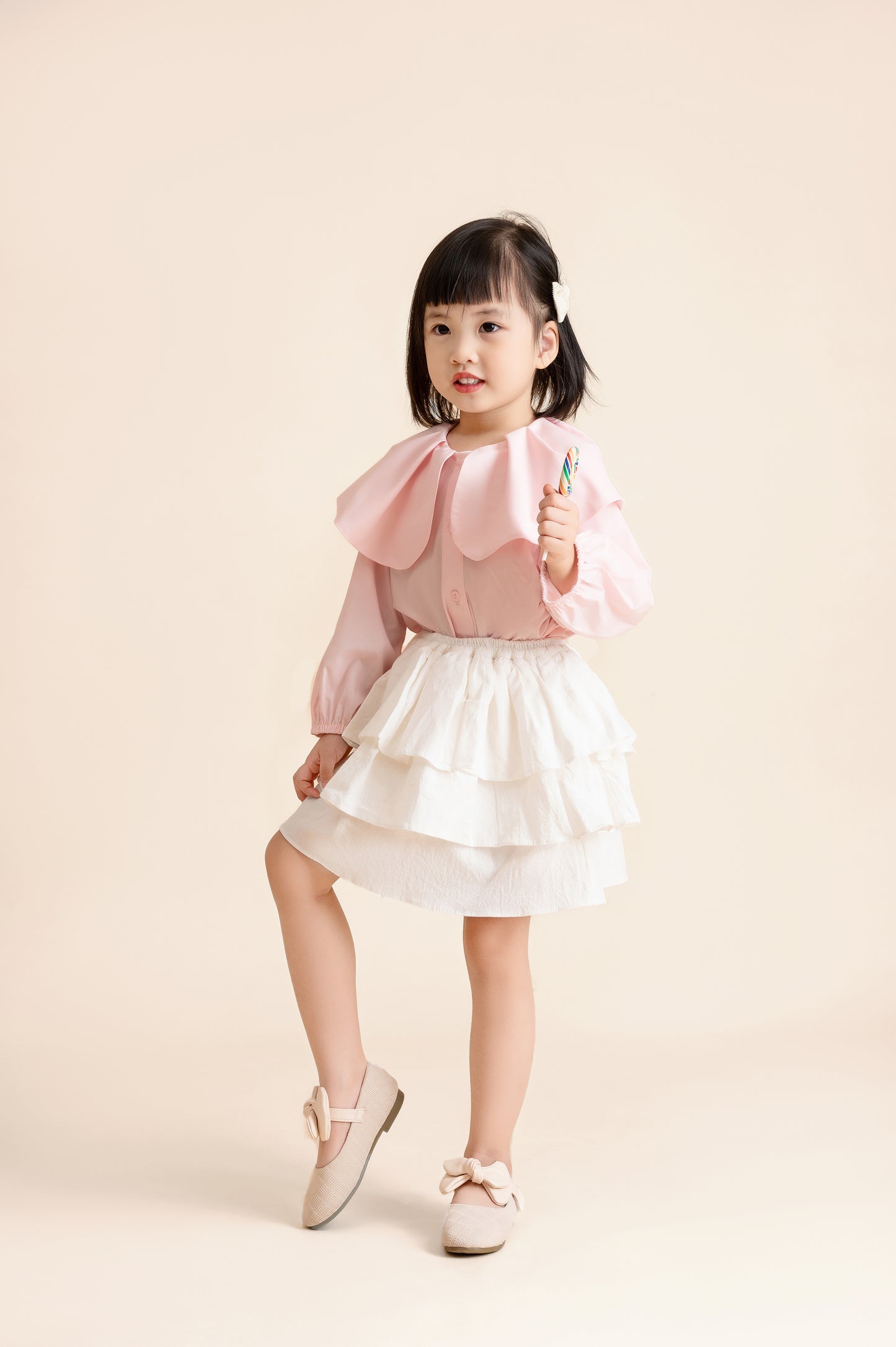 Áo dài tay cổ puritan