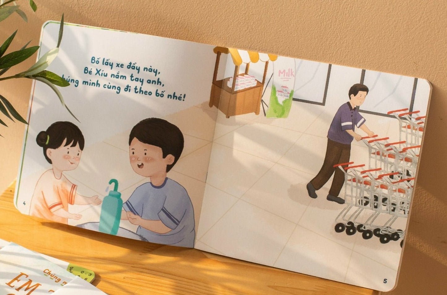 Trọn bộ Chúng Mình Cùng Nhau (combo 5 cuốn): Xèo xèo mẹ nấu! - Bố ơi đi nào! - Em thương cún lắm! - Ông chở bé đi - Vườn bà có gì? (tuổi 0-6)