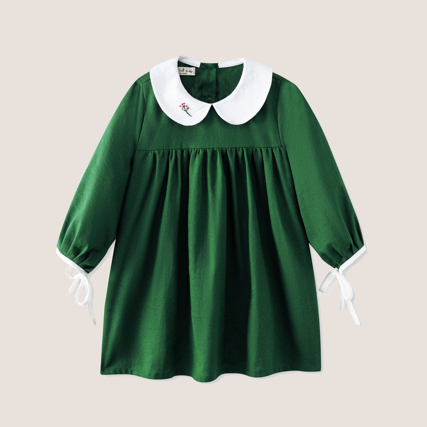 Long sleeve dress peter pan collar